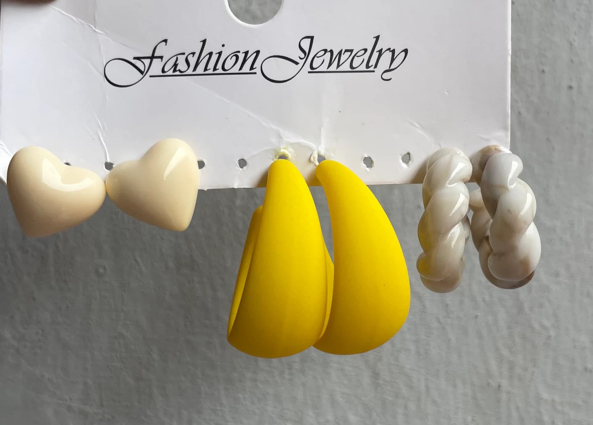 Earring set
